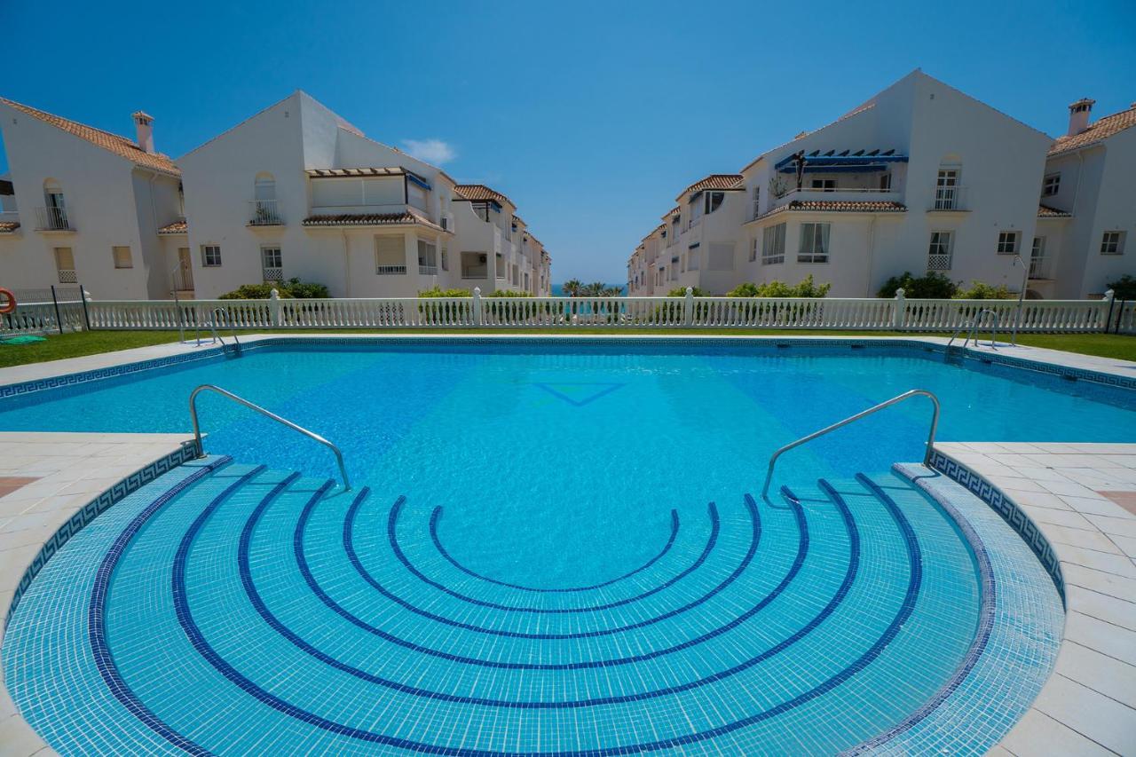 Edf. Fuentes C Bajo A Apartment Nerja Bagian luar foto